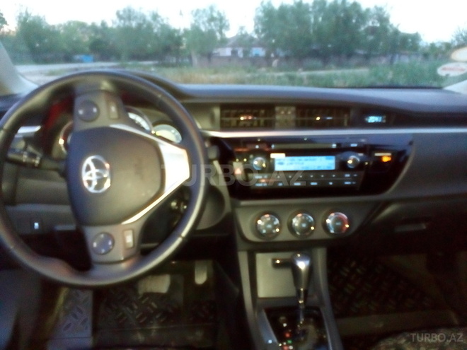Toyota Corolla 2014, 20,000 km - 1.6 l - Bakı