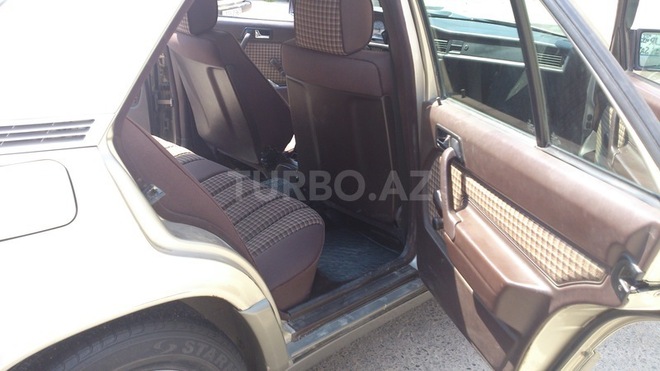 Mercedes 190 1991, 145,019 km - 1.8 l - Bakı
