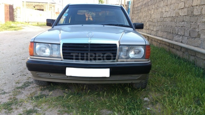 Mercedes 190 1991, 145,019 km - 1.8 l - Bakı