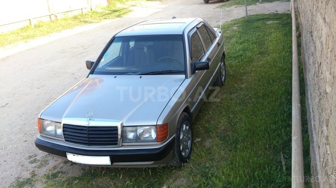 Mercedes 190 1991, 145,019 km - 1.8 l - Bakı