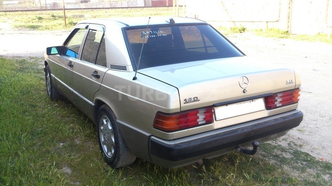 Mercedes 190 1991, 145,019 km - 1.8 l - Bakı