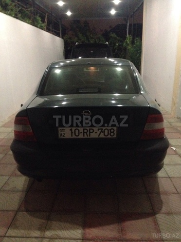 Opel Vectra 1998, 180,000 km - 1.8 l - Bakı