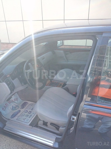 Mercedes E 230 1997, 175,000 km - 2.3 l - Bakı