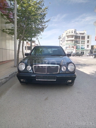 Mercedes E 230 1997, 175,000 km - 2.3 l - Bakı