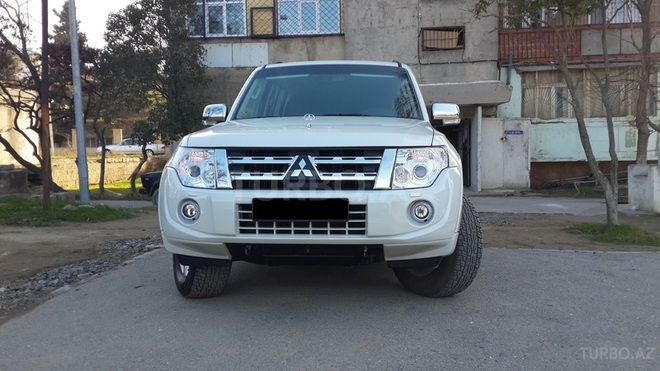 Mitsubishi Pajero 2013, 34,000 km - 3.5 l - Bakı