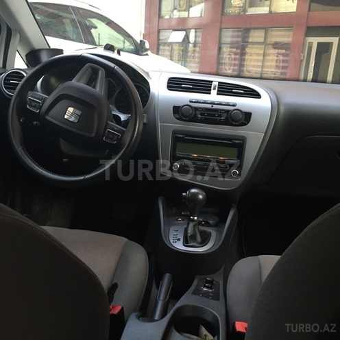 SEAT Leon 2011, 93,000 km - 1.8 l - Bakı