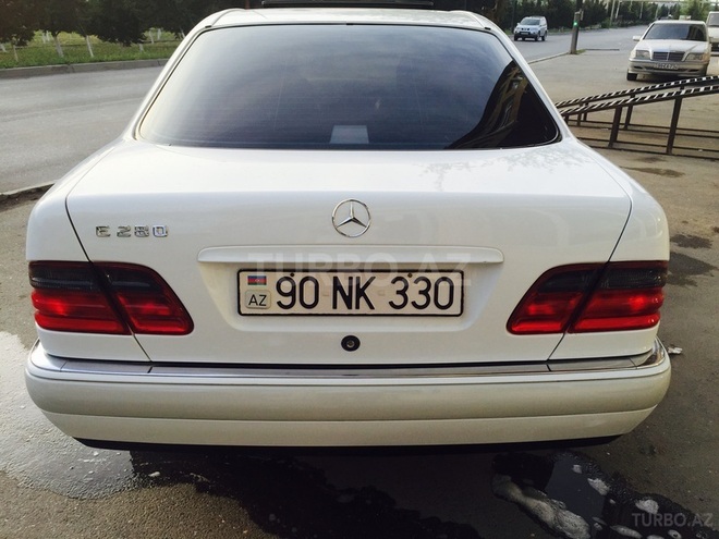 Mercedes E 280 1998, 238,678 km - 2.8 l - Bakı