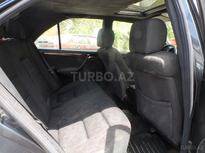 Mercedes C 240 1997, 210,000 km - 2.4 l - Bakı