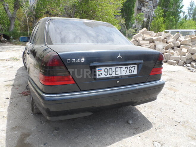 Mercedes C 240 1997, 210,000 km - 2.4 l - Bakı