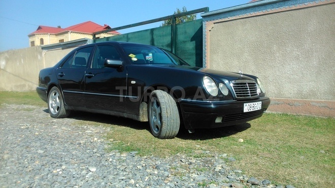 Mercedes E 230 1996, 0 km - 0.2 л - Bakı
