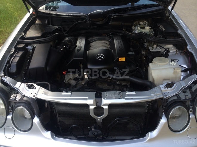 Mercedes E 240 2000, 170,000 km - 2.6 l - Bakı