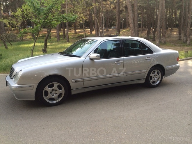 Mercedes E 240 2000, 170,000 km - 2.6 l - Bakı