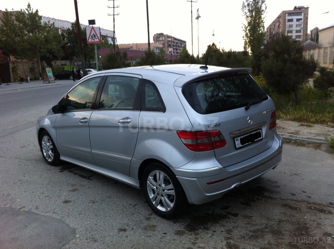 Mercedes B 200 2006, 148,000 km - 2.0 l - Bakı