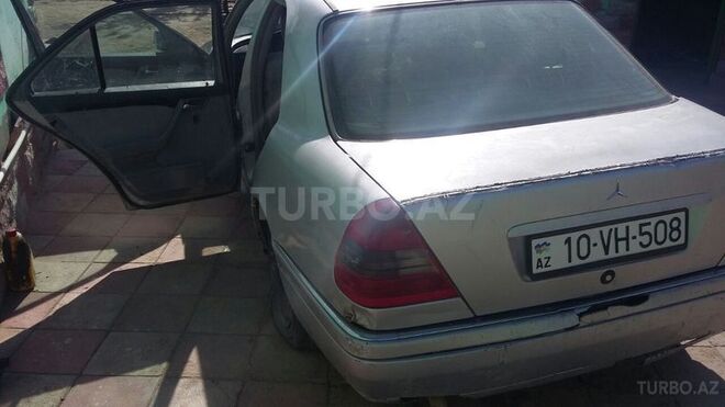 Mercedes C 220 1996, 433,300 km - 2.2 l - Bakı
