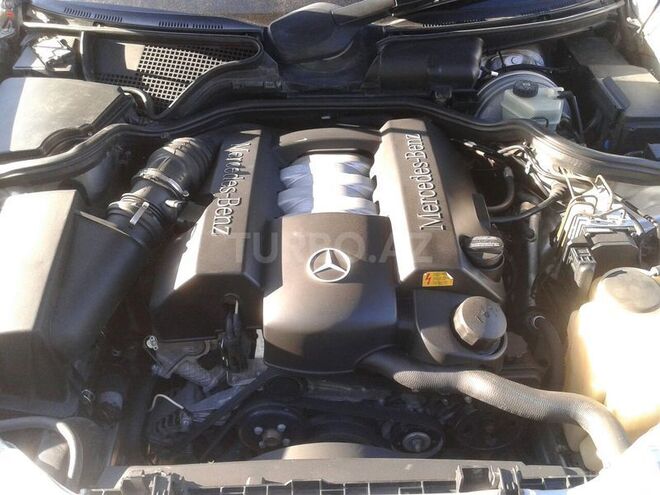 Mercedes E 240 2000, 212,000 km - 2.4 л - Bakı