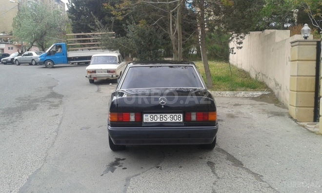Mercedes 190 1992, 22,200 km - 2.0 l - Bakı