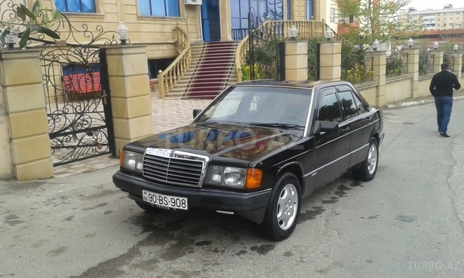 Mercedes 190 1992, 22,200 km - 2.0 l - Bakı