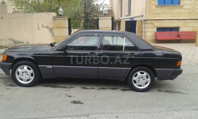 Mercedes 190 1992, 22,200 km - 2.0 l - Bakı