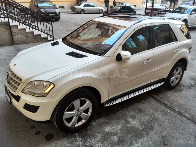 Mercedes ML 350 2010, 46,000 km - 3.5 l - Bakı
