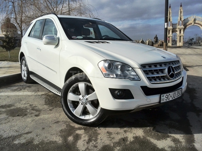 Mercedes ML 350 2010, 46,000 km - 3.5 l - Bakı