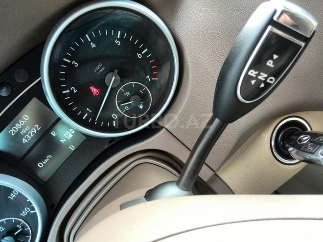 Mercedes ML 350 2010, 46,000 km - 3.5 l - Bakı