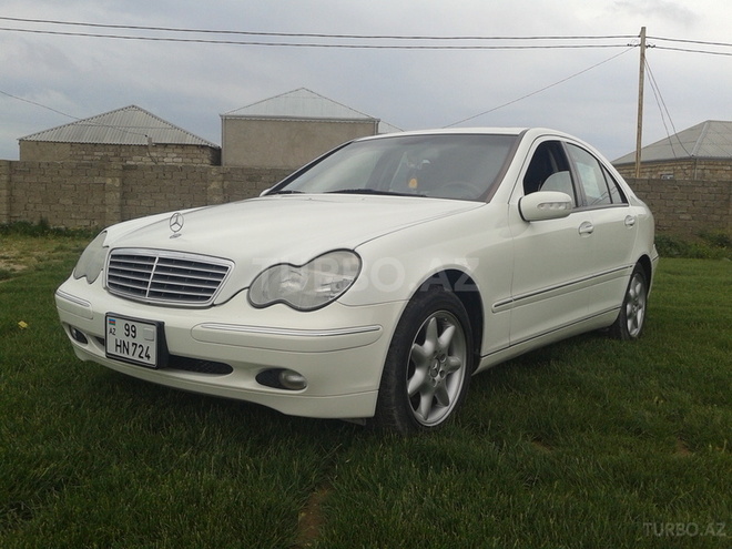 Mercedes C 240 2001, 94,000 km - 2.6 l - Bakı