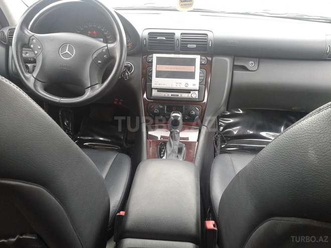 Mercedes C 240 2001, 94,000 km - 2.6 l - Bakı