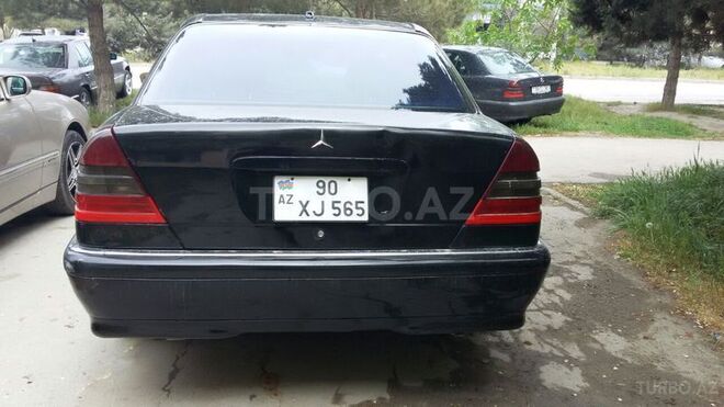 Mercedes C 230 1999, 171,700 km - 2.3 l - Bakı