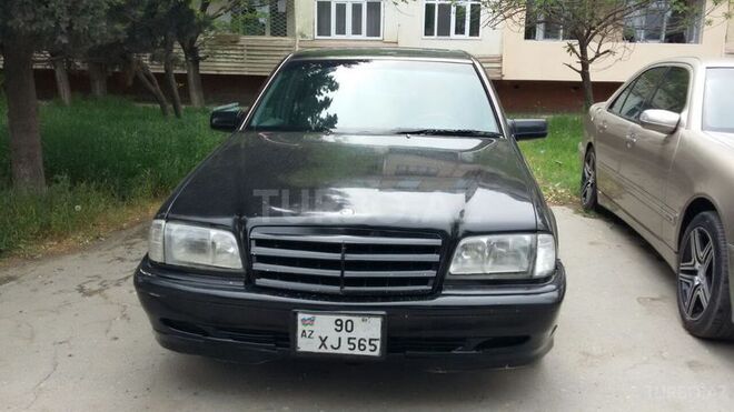 Mercedes C 230 1999, 171,700 km - 2.3 l - Bakı