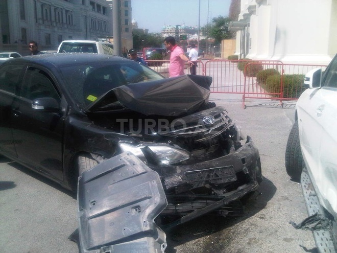 Toyota Corolla 2010, 35,000 km - 1.6 l - Bakı