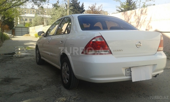 Nissan Sunny 2011, 105,000 km - 1.6 l - Bakı