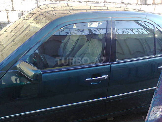 Mercedes C 180 1999, 110,000 km - 1.8 л - Bakı