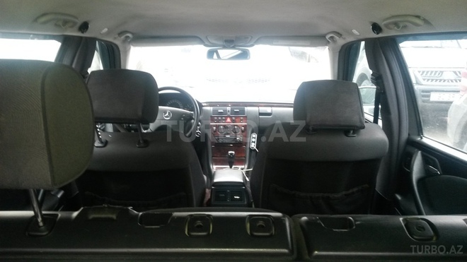 Mercedes E 220 2000, 245,000 km - 2.2 l - Bakı