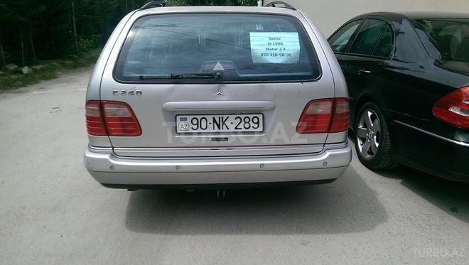 Mercedes E 240 1998, 303,500 km - 2.4 л - Bakı