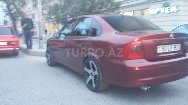 Opel Vectra 1999, 256,000 km - 1.8 l - Bakı