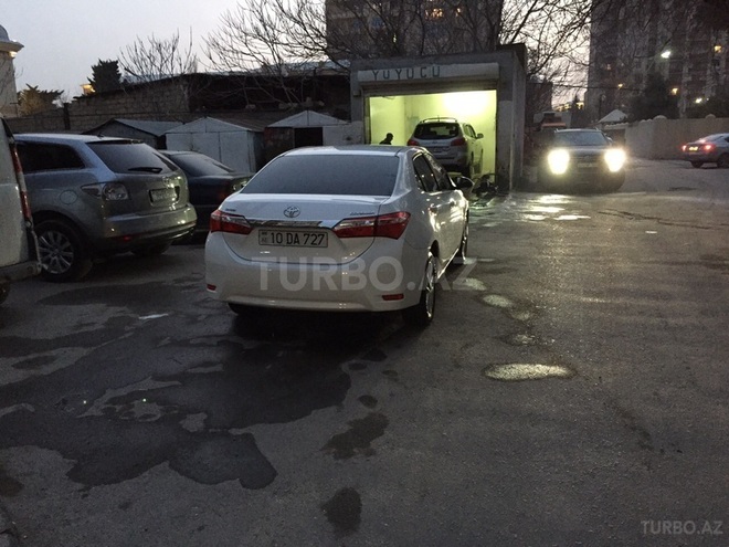 Toyota Corolla 2014, 30,000 km - 1.6 l - Bakı