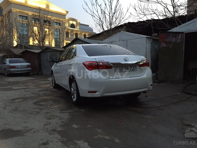 Toyota Corolla 2014, 30,000 km - 1.6 l - Bakı