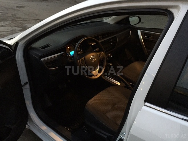 Toyota Corolla 2014, 30,000 km - 1.6 l - Bakı