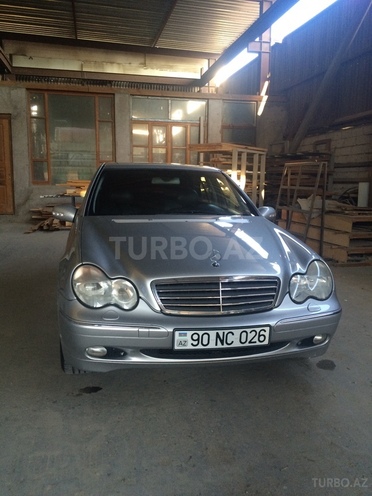 Mercedes C 320 2002, 240,000 km - 3.2 л - Bakı
