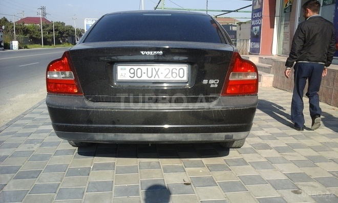 Volvo S80 2000, 150,000 km - 2.4 l - Bakı