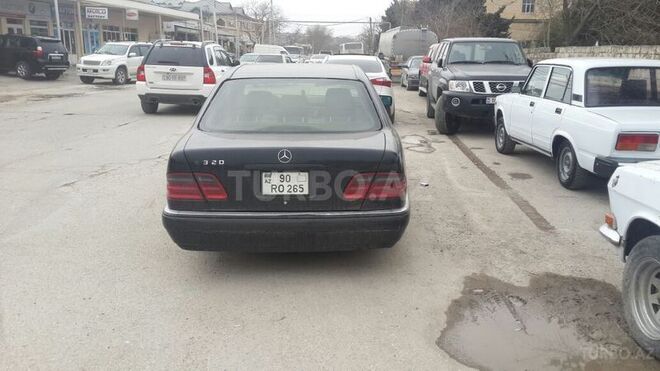 Mercedes C 320 1999, 260 km - 3.2 л - Bakı