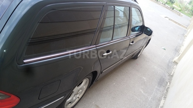 Mercedes E 270 2000, 210,354 km - 2.7 л - Bakı