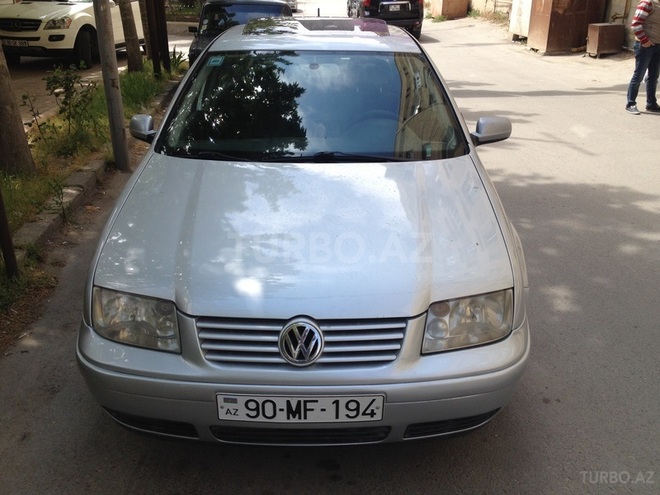 Volkswagen Bora 2001, 236,500 km - 1.4 l - Bakı