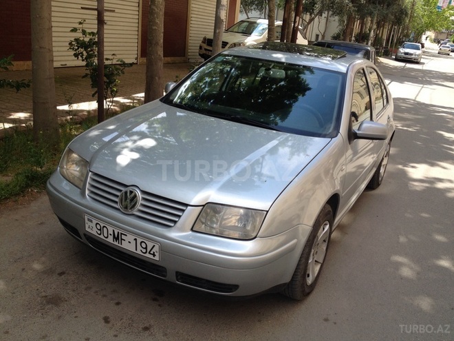 Volkswagen Bora 2001, 236,500 km - 1.4 l - Bakı