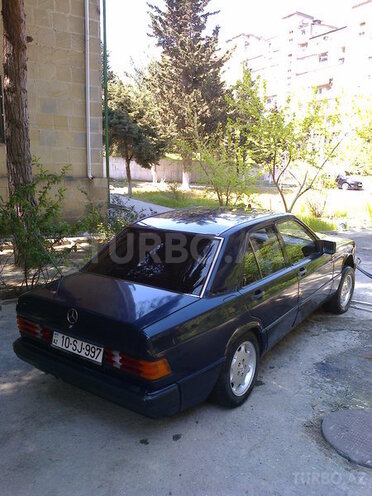 Mercedes 190 1992, 175,630 km - 2.3 l - Bakı