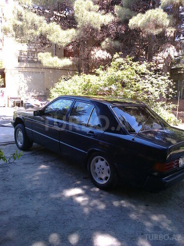 Mercedes 190 1992, 175,630 km - 2.3 l - Bakı