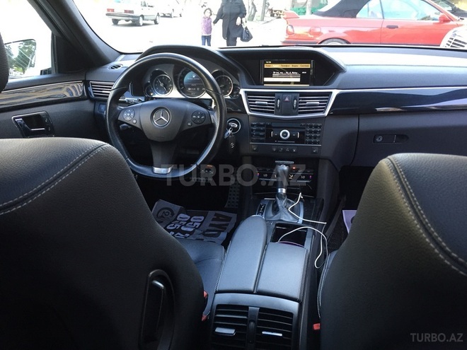 Mercedes E 250 2010, 55,000 km - 1.8 l - Bakı
