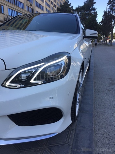 Mercedes E 250 2010, 55,000 km - 1.8 l - Bakı