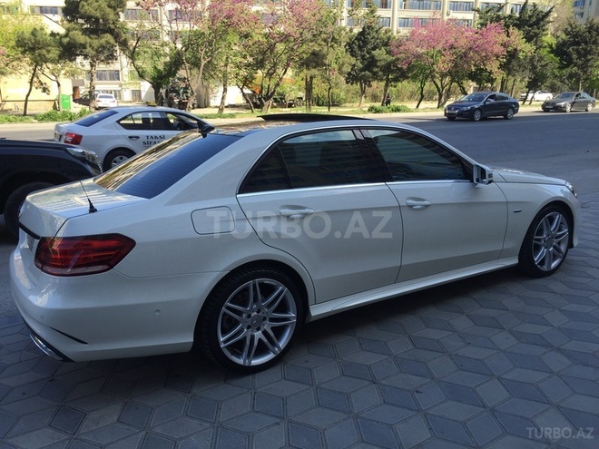 Mercedes E 250 2010, 55,000 km - 1.8 l - Bakı