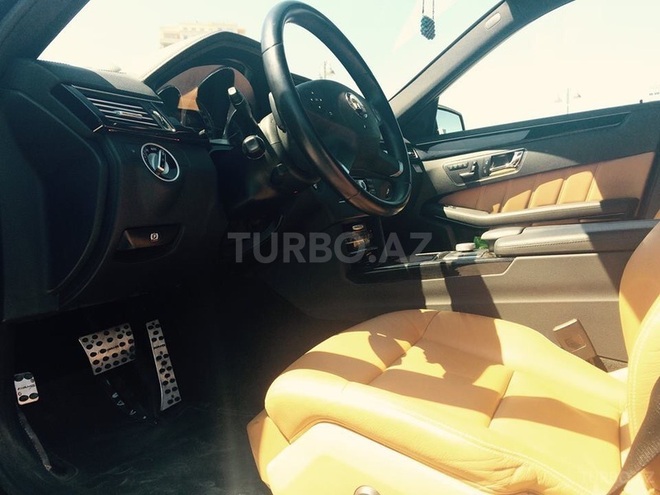 Mercedes E 350 2011, 38,000 km - 3.0 л - Bakı
